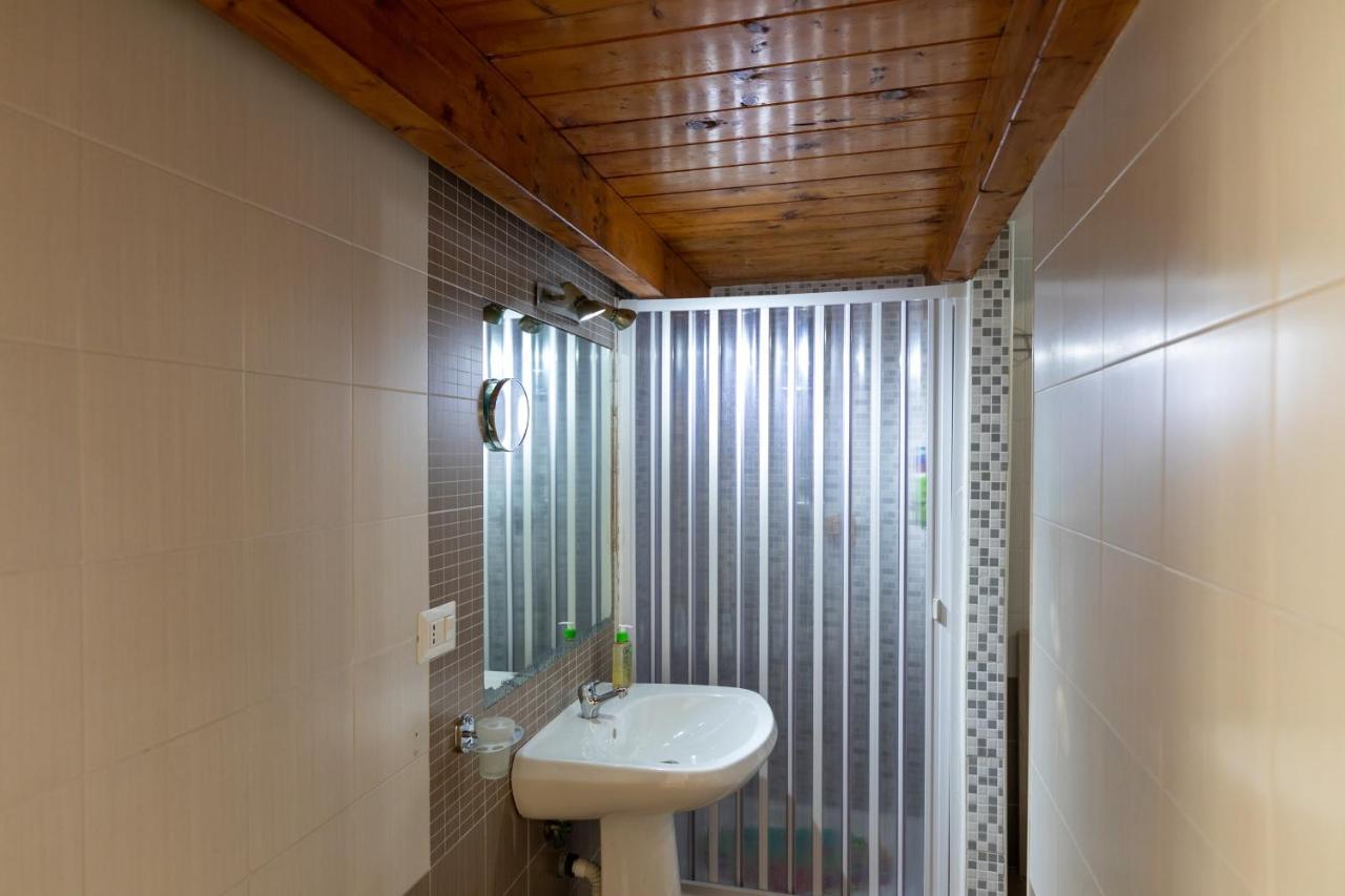 Apartment With Sea View With 2 Lifts Above Montesanto! Naples Exterior photo